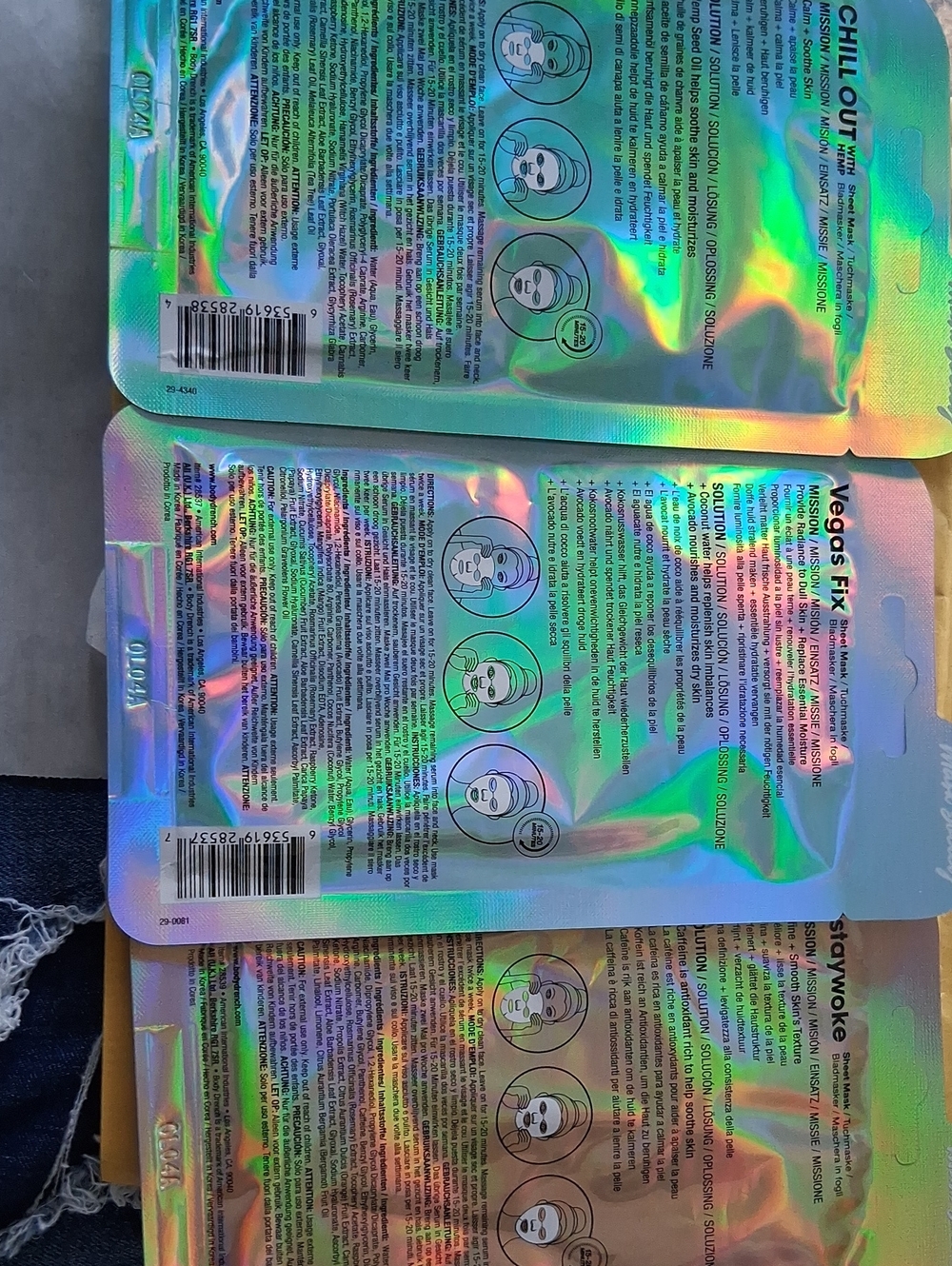 Society #staywoke Revitalizing Caffeine Sheet Mask - Holographic - Picture 4 of 4